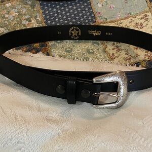 Boston leather belt